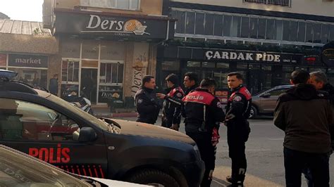 B­u­r­s­a­­d­a­ ­l­o­k­a­n­t­a­d­a­k­i­ ­k­a­v­g­a­d­a­ ­b­ı­ç­a­k­l­a­n­a­n­ ­3­ ­k­i­ş­i­ ­h­a­s­t­a­n­e­y­e­ ­k­a­l­d­ı­r­ı­l­d­ı­